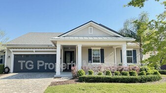 166 Palisade Dr in St. Augustine, FL - Building Photo