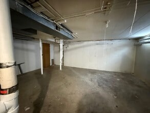 7925 Royal Arms Ct in St. Louis, MO - Building Photo - Building Photo