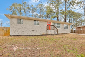 1100 Grace St SW in Mableton, GA - Building Photo - Building Photo