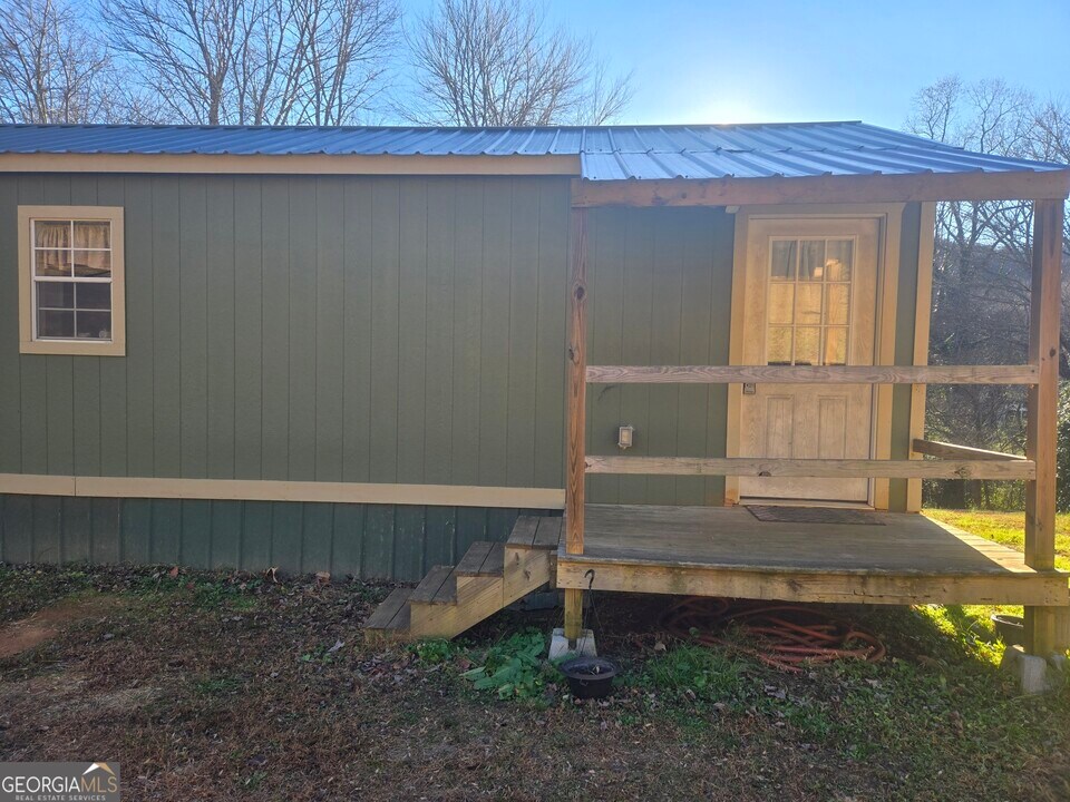 105 WZ in Mountain City, GA - Building Photo