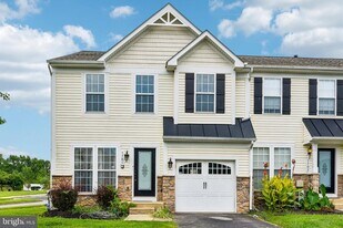 1701 Hayle Dr in Severn, MD - Building Photo