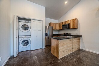 5825 Lions Rd in Osage Beach, MO - Building Photo - Building Photo