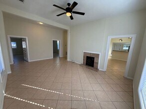 919 E De Soto St in Pensacola, FL - Building Photo - Building Photo