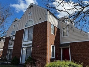 535 D'onofrio Dr in Madison, WI - Building Photo - Building Photo