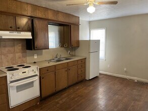 2411 22nd St in Lubbock, TX - Building Photo - Building Photo