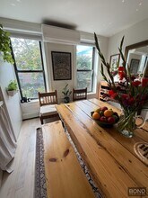 806 Greene Ave in Brooklyn, NY - Foto de edificio - Building Photo