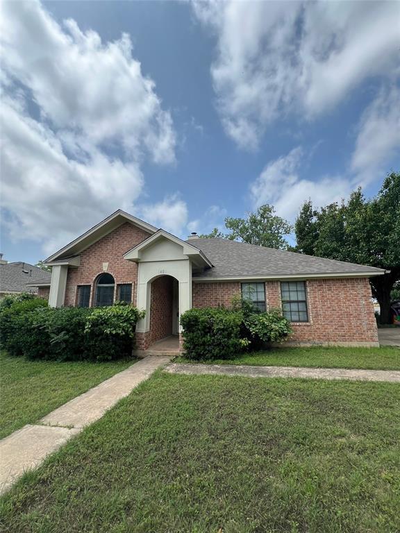 property at 1401 River Oak Dr