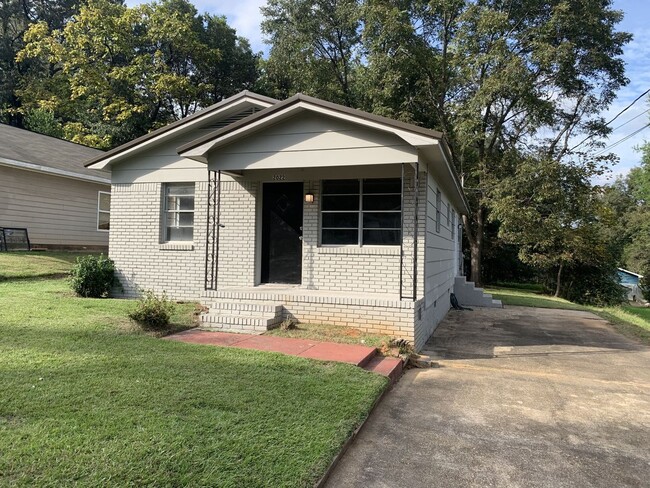 property at 2022 4th St E