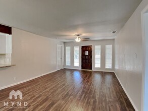 612 S Rough Creek Ct in Granbury, TX - Building Photo - Building Photo