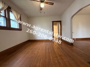 811 Columbia Ave in Fort Wayne, IN - Building Photo - Building Photo