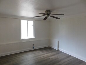 1379 S M.L.K. Jr Ave in Clearwater, FL - Building Photo - Building Photo