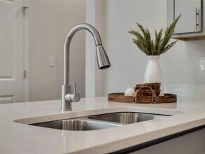 2964 Oak Park Way in Orlando, FL - Building Photo - Building Photo