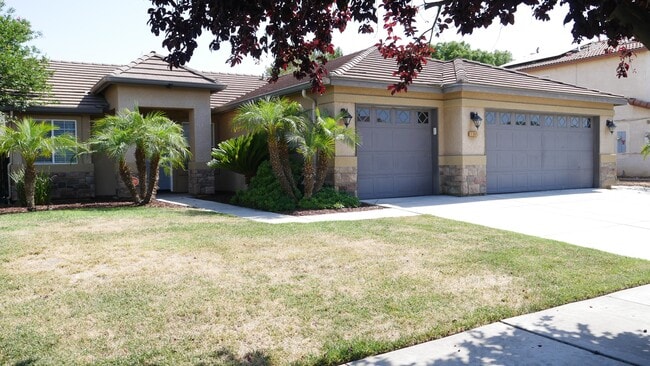 property at 1361 W Chianti Way