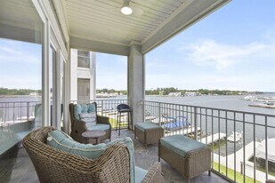 168 Lake Point Blvd in Montgomery, TX - Building Photo