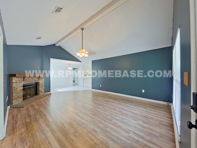 113 Springwood Cir in Crestview, FL - Building Photo - Building Photo