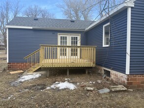 828 4th St in Nevada, IA - Foto de edificio - Building Photo