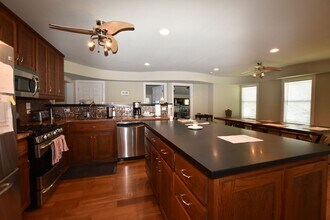 2801 W 50th St in Austin, TX - Building Photo - Building Photo