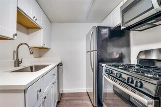 4927 San Jacinto St in Dallas, TX - Building Photo - Building Photo