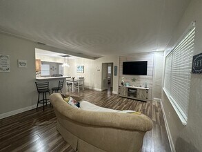 2628 Grand Cayman St in Sarasota, FL - Building Photo - Building Photo