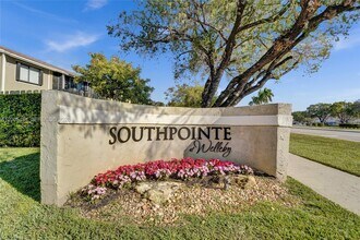 11154 NW 37th St in Sunrise, FL - Building Photo - Building Photo