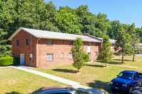 Skytop Village Apartments in Kingston, NY - Building Photo - Building Photo