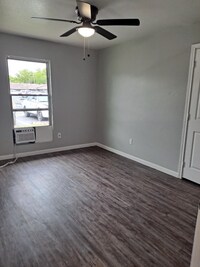 3802 Dabney St photo'