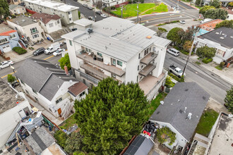 840 Linden Ave in South San Francisco, CA - Building Photo - Building Photo