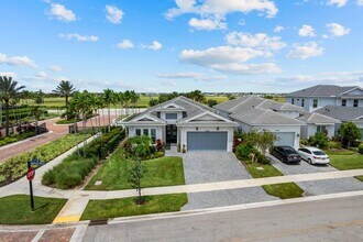 12404 Nautilus Cir in Palm Beach Gardens, FL - Building Photo - Building Photo