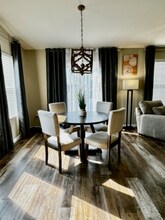 1837 English Oak Dr in Lake St. Louis, MO - Building Photo - Building Photo