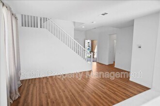 27511 Midas Ln in Santa Clarita, CA - Building Photo - Building Photo
