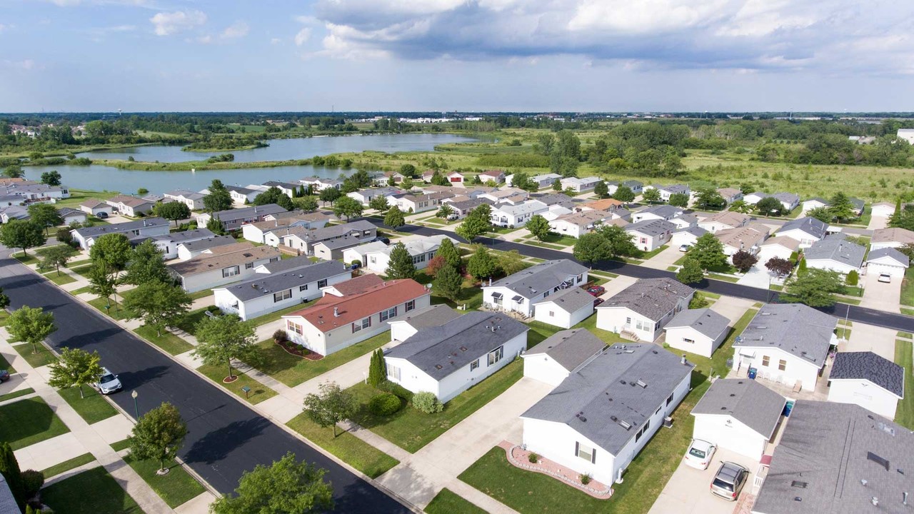 Maple Brook in Matteson, IL - Foto de edificio