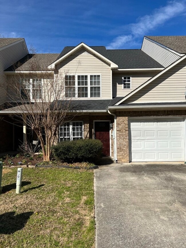property at 1440 River Walk Cir