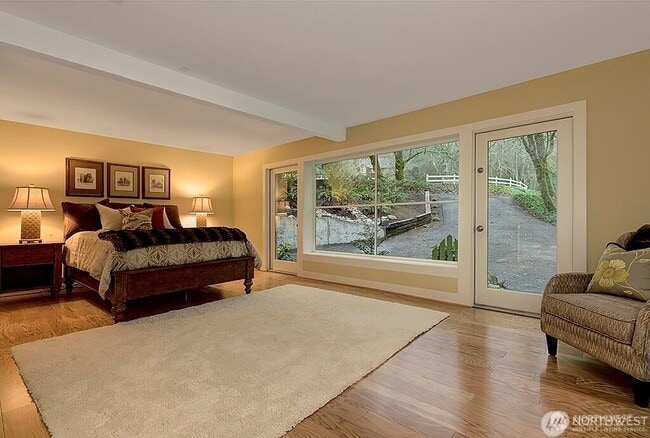 8174 Hansen Rd NE in Bainbridge Island, WA - Building Photo - Building Photo