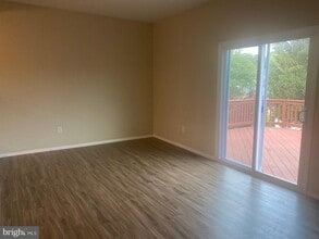 4308 Sycamore Dr in Hampstead, MD - Building Photo - Building Photo