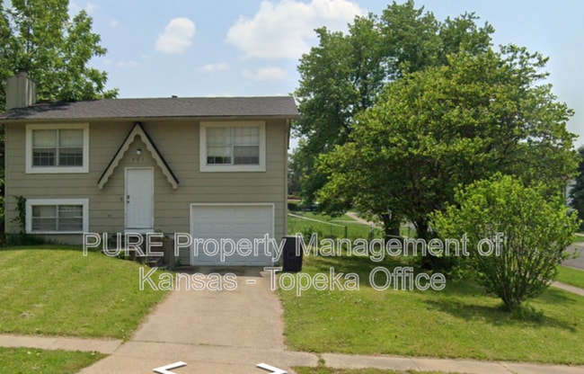 property at 501 SE 25th St