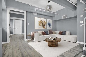 4332 Collins Ave in Miami Beach, FL - Building Photo - Building Photo