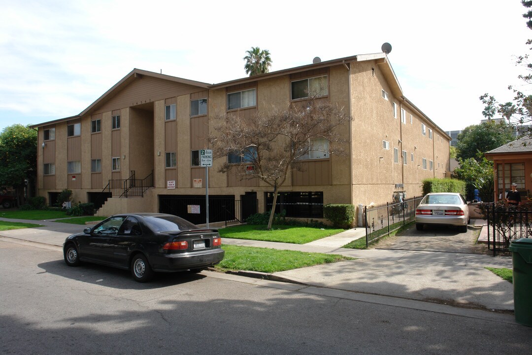 14342 Friar St in Van Nuys, CA - Building Photo