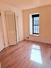 181 Long Hill Rd in Little Falls, NJ - Building Photo - Building Photo