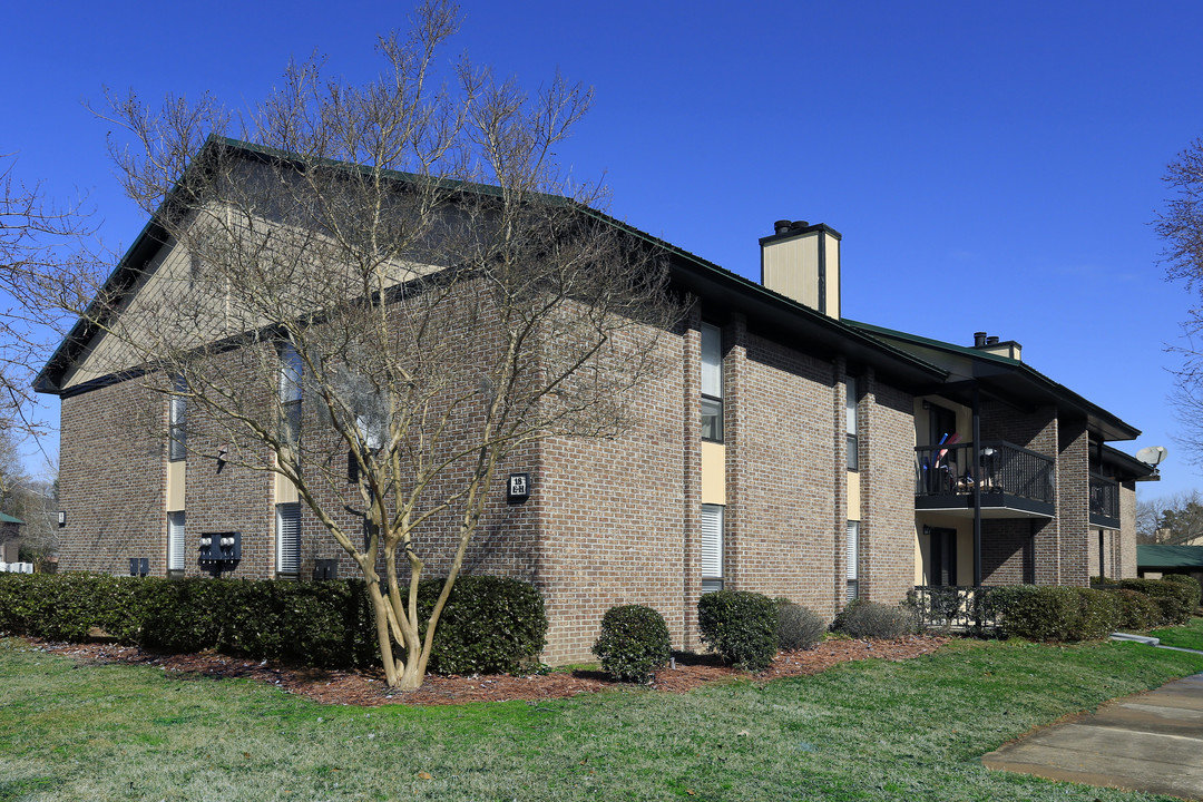 North Bluff in North Charleston, SC - Building Photo