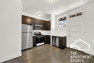 2638 N Milwaukee Ave, Unit 2 Apartments