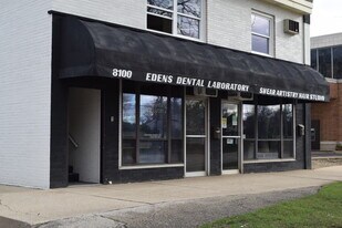 8100 W Oakton St in Niles, IL - Building Photo