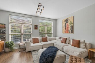 2504 S Calumet Ave in Chicago, IL - Building Photo - Building Photo