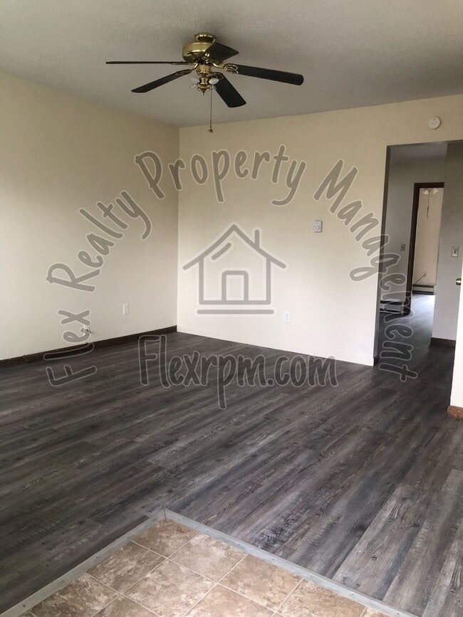 property at 2106 Airline Ave