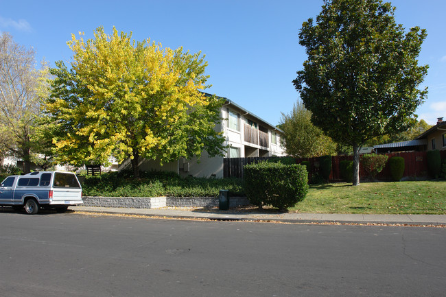 Boris Garden Apartments in Rohnert Park, CA - Building Photo - Building Photo