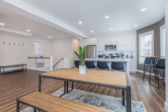 843 Columbia Rd in Boston, MA - Building Photo - Building Photo