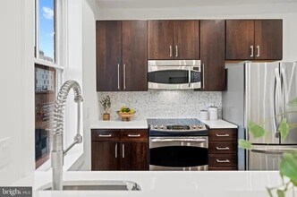 907 N St NW in Washington, DC - Building Photo - Building Photo