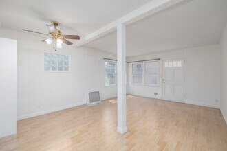 925 1/2 Tularosa Dr in Los Angeles, CA - Building Photo - Interior Photo