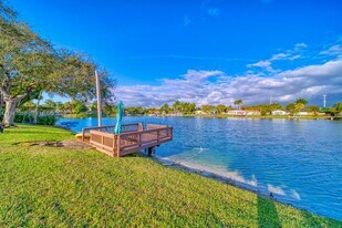 12620 SW 114th Ave in Miami, FL - Building Photo