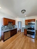 84 Bailey St, Unit 1 in Boston, MA - Building Photo