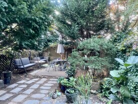 391 8th St, Unit Garden apartment in Brooklyn, NY - Building Photo